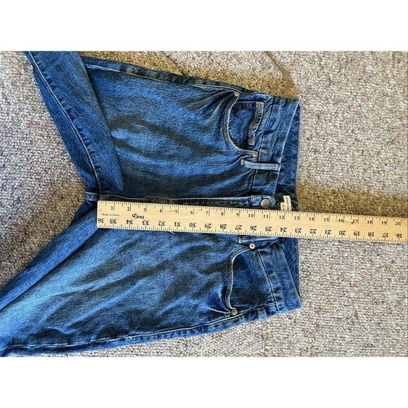 Good American Good Classic Raw Hem High Waist Slim Jeans - Picture 5 of 7